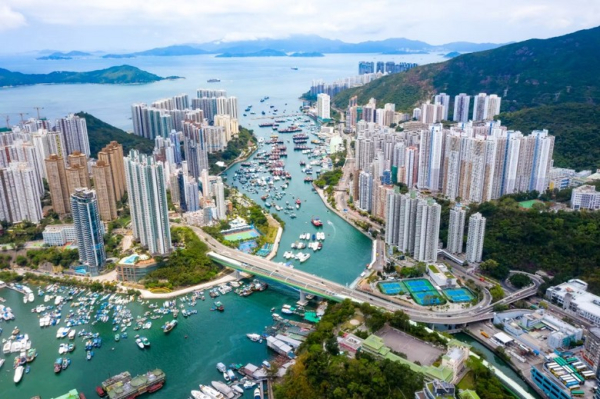 Không giỏi ngoại ngữ có đi Hong Kong tự túc được không? Mẹo giao tiếp cho khách Việt