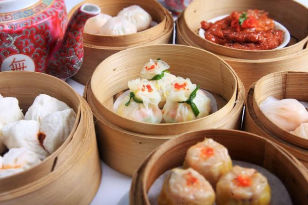 Văn hóa yum cha của người Hong Kong: uống trà, ăn dim sum có gì thú vị?