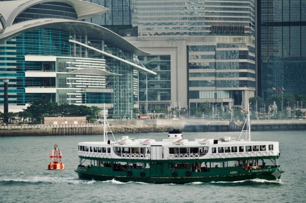 Phà Star Ferry Hong Kong: giá vé, giờ chạy và kinh nghiệm ngắm vịnh Victoria