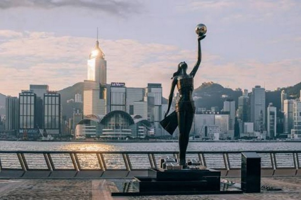 Đại lộ Ngôi Sao Hong Kong có gì hay? Kết hợp xem Symphony of Lights thế nào?