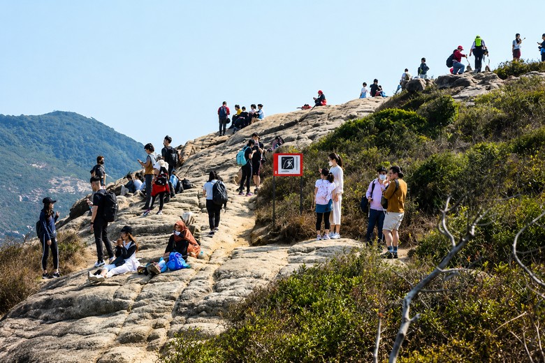 Đường mòn Dragon's Back Hong Kong: cung trekking đẹp có dễ đi không?
